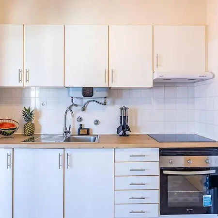 Serenity House Apartment *